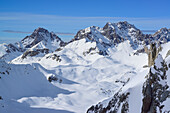 Blick auf La Meyna und Monte Sautron, Colle d´Enchiausa, Valle Maira, Cottische Alpen, Piemont, Italien