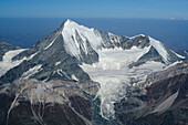 Das Weisshorn links und das kleinere Bishorn rechts, dazwischen der Bisgletscher, Walliser Alpen, Kanton Wallis, Schweiz