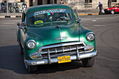 Amerikanisches Oldtimer Auto (Chevrolet), Havanna, Havana, Kuba, Karibik