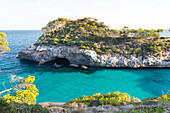Beach with turquoise blue sea, Calo des Moro, Mediterranean Sea near Santanyi, Majorca, Balearic Islands, Spain, Europe