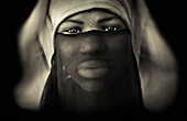 Portrait einer muslimischen Frau mit Schleier, Islam, Fes, Meknes, Marokko, Nordafrika, Afrika