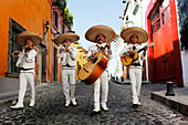 Musicians playing in mariachi band, San Miguel de Allende, Guanajuato, Mexico, San Miguel de Allende, Guanajuato, Mexico