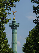 France, Paris, Bastille square, Statue of the génie de la liberté at July column
