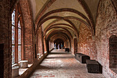 Kloster Ebstorf, Backsteinarchitektur, gehört zu den sechs Lüneburger Klöstern, Kreuzgang, Niedersachsen, Deutschland