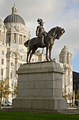 Statue of Edward V11 and the Port of Liverpool Building, Waterfront, Pier Head, UNESCO World Heritage Site, Liverpool, Merseyside, England, United Kingdom, Europe