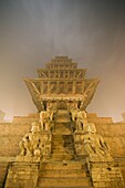 The Nyatapola temple, highest in the valley, with its five storey pagoda roof, at dawn, built in 1702, dedicated to the Hindu goddess Siddhi Lakshmi, Taumadhi Tole square, Bhaktapur, Kathmandu valley, Nepal, Asia