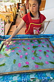 Making paper in village near Luang Prabang, Laos, Indochina, Southeast Asia, Asia