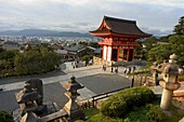 Kiyomizu dera temple, UNESCO World Heritage Site, Kyoto city, Honshu, Japan, Asia