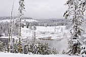 Yellowstone River in winter, Yellowstone National Park, UNESCO World Heritage Site, Wyoming, United States of America, North America