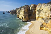 Dona Ana beach and coastline, Lagos, Western Algarve, Algarve, Portugal, Europe