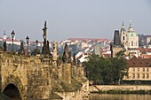 Charles Bridge over the River Vltava, Old Town, UNESCO World Heritage Site, Prague, Czech Republic, Europe