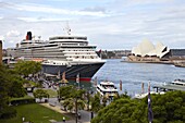 Queen Elizabeth Cruise Ship, Sydney Harbour, Sydney, New South Wales, Australia, Pacific