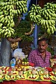 Fruit market, Trivandrum (Thiruvananthapuram), Kerala, India, Asia