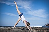 Yoga, Port d'Alcudia, Raiguer, Tramuntana, Mallorca, Spain, Europe