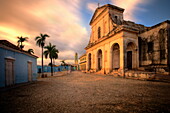 The church of the Holy Trinity bathed in evening light, Plaza Mayor, Trinidad, UNESCO World Heritage Site, Cuba, West Indies, Central America