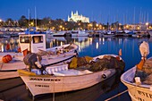 Cathedral and port, Palma, Majorca, Balearic Islands, Spain, Mediterranean, Europe