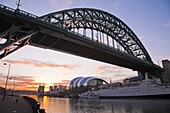 Tyne Bridge at sunrise, Newcastle upon Tyne, Tyne and Wear, England, United Kingdom, Europe