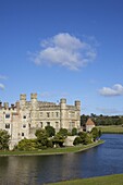 Leeds Castle, Maidstone, Kent, England, United Kingdom, Europe