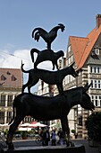 Bronze statue of Town Musicians of Bremen, Bremen, Germany, Europe