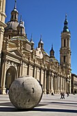 Nuestra Senora del Pilar Basilica, with stone world sculpture Saragossa (Zaragoza), Aragon, Spain, Europe