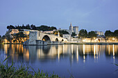 Pont St Benezet,  Bruecke von Avignon,  Papastpalast,  Avignon,  Frankreich