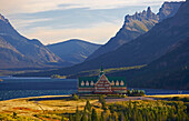 Prince of Wales Hotel, Waterton Lakes, Waterton Lakes National Park, Rocky Mountains, Alberta, Kanada