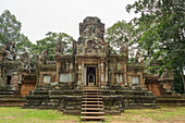 'Temple of Phimeanakas, built in tenth century by Rajendravarman and after rebuilt by Suryavarman II, Angkor; Siem Reap, Cambodia'