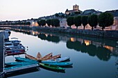 France, Charente-Maritime, Saint-Savinien, dusk, canoe rental