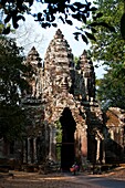 Camdodia, Siem Reap Province, Siem Reap Town, Angkor Temples, Site World Heritage of Humanity by Unesco in 1992, North door of Angkor Thom
