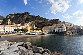 Amalfi, view towards beach and hills, Costiera Amalfitana (Amalfi Coast), UNESCO World Heritage Site, Campania, Italy, Europe