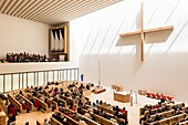 New catholic church of the Propsteigemeinde St. Trinitatis Leipzig, modern new architecture, visitors, Leipzig, Saxony, Germany
