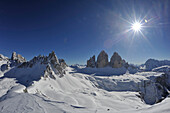 Blick vom Toblinger Knoten auf Paternkofel und Drei Zinnen, Sextener Dolomiten, Südtirol, Italien