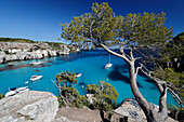 Yachts anchored in cove, Cala Macarella, near Cala Galdana, South West Coast, Menorca, Balearic Islands, Spain, Mediterranean, Europe