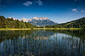 Luttensee, bei Mittenwald, Oberbayern, Bayern, Deutschland