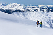 Skitourengeher am Le Brevent, Argentiere, Frankreich