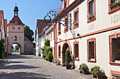 Ochsenfurter Tor Gate, main street, wine village of Sommerhausen, Mainfranken, Lower Franconia, Bavaria, Germany, Europe