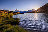 Sunset at Lake Stellisee, with the Matterhorn in the background, Zermatt, Pennine Alps, Canton of Valais, Swiss Alps, Switzerland, Europe