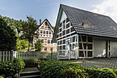 Wohnhaus im Fachwerkstil in Bendesdorf, Nordheide, Niedersachsen, Nordeutschland, Deutschland