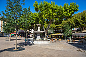 the square place montfort, vaison la romaine, vaucluse (84), paca, provence alpes cote d'azur, france