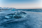 Jökulsarlon, Eisberge bei Sonnenaufgang, Eis, Kalt, Gletschersee, Vatnajökull Gletscher, Winter, Island