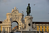 Dom José Monument am Praca do Comercio, Lissabon, Portugal