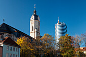 Evangelische Stadtkirche St. Michael mit Jentower, Kirchplatz, Jena, Thüringen, Deutschland, Europa