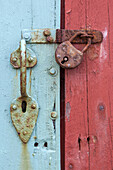 Rusty old door lock in a wodden gate, Bohuslän, Västergötland, Götaland, South Sweden, Sweden, Scandinavia, Northern Europe, Europe