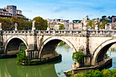 Ponte Sant'Angelo, river Tiber, Unesco World Heritage Site, Rome, Latium, Italy, Europe