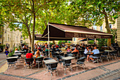 Restaurant an der Rue Voltaire, Montpellier, Herault, Languedoc-Roussillon, Frankreich