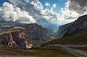 Munt de Puez, Odle-Puez group, Dolomites, South Tyrol, Bolzano, Italy.