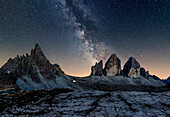 Tre Cime di Lavaredo, Drei Zinnen, Three peaks of Lavaredo, Dolomites, South Tyrol, Veneto, Italy. Tre Cime di Lavaredo, Paterno and Milky Way