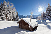 Winter landscape at Barmsee, view to Karwendel range, Bavaria, Germany