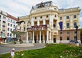 Slowakisches Nationaltheater in Bratislava (Pressburg) an der Donau , Slowakei , Europa