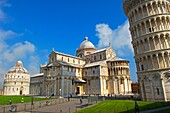 Pisa Cathedral, Duomo, Leaning Tower, Piazza del Duomo, Cathedral Square, Campo dei Miracoli, UNESCO world heritage site, Tuscany, Italy.